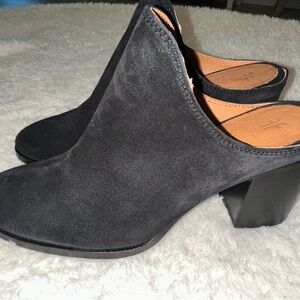 FRYE Womens Black Suede Naomi Block Heel Mules